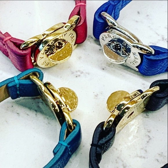 Marc by Marc Jacobs Fan Page - Picture 2 of 4